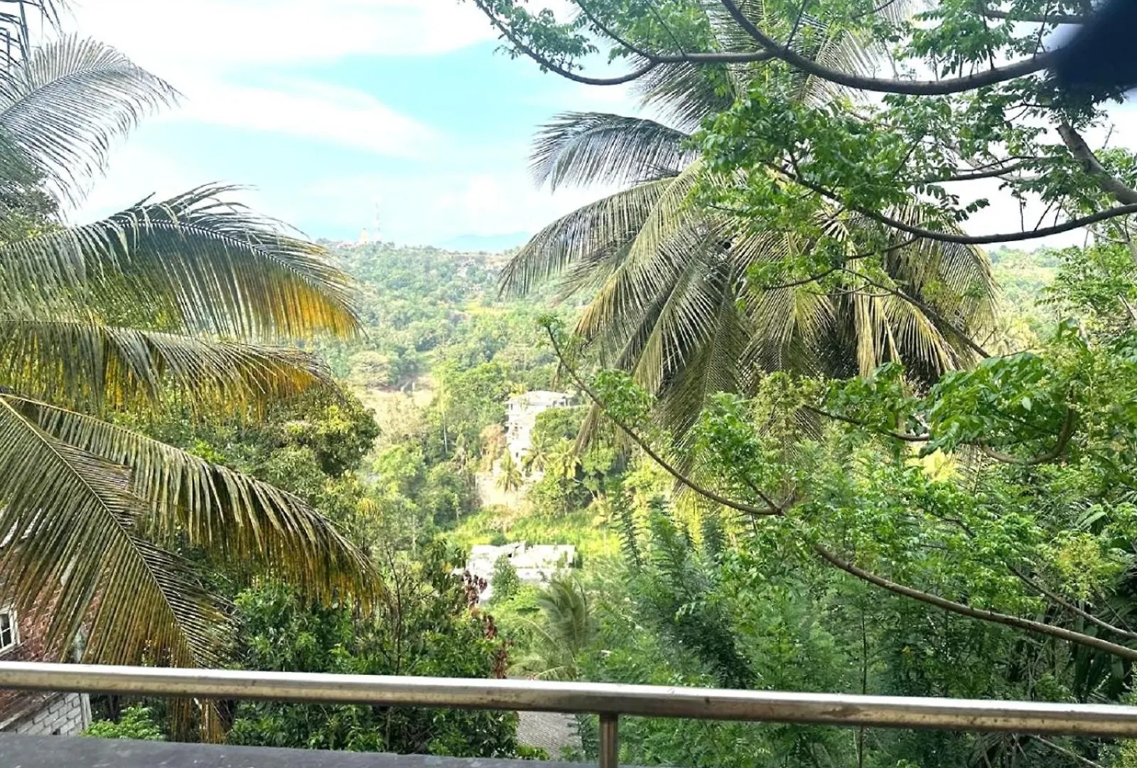 Guest house Pearl River Kandy Sri Lanka