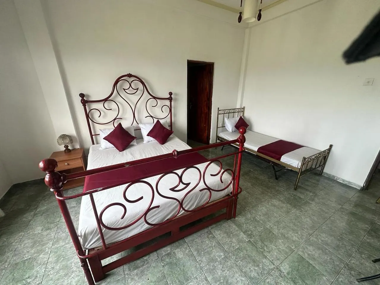 Pearl River Kandy Guest house